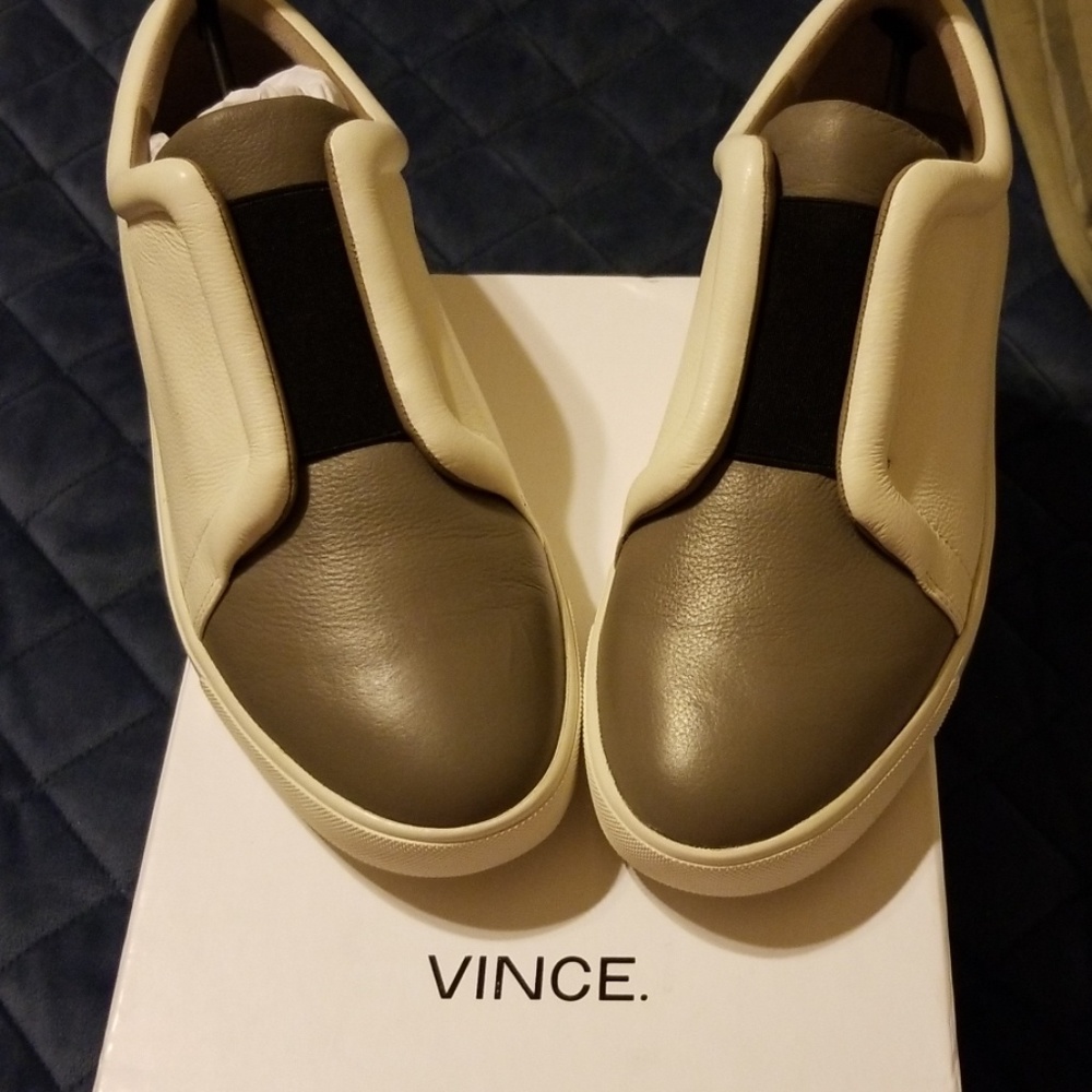 Vince white and gray,  New in box!!